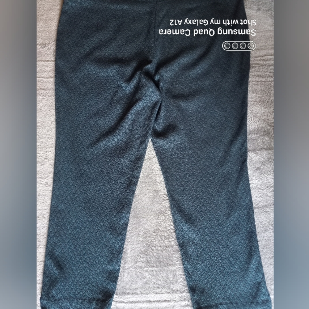 Roz & Ali Pull-on Stretch Slacks - Picture 5 of 6